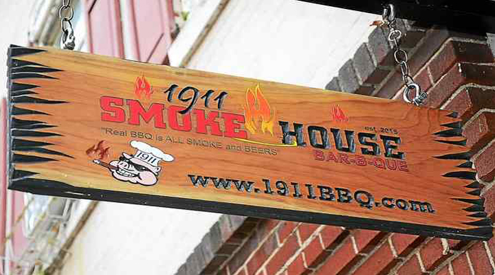 1911 Smokehouse BBQ